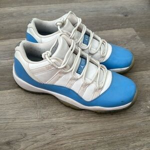 Jordan 11 retro low university blue